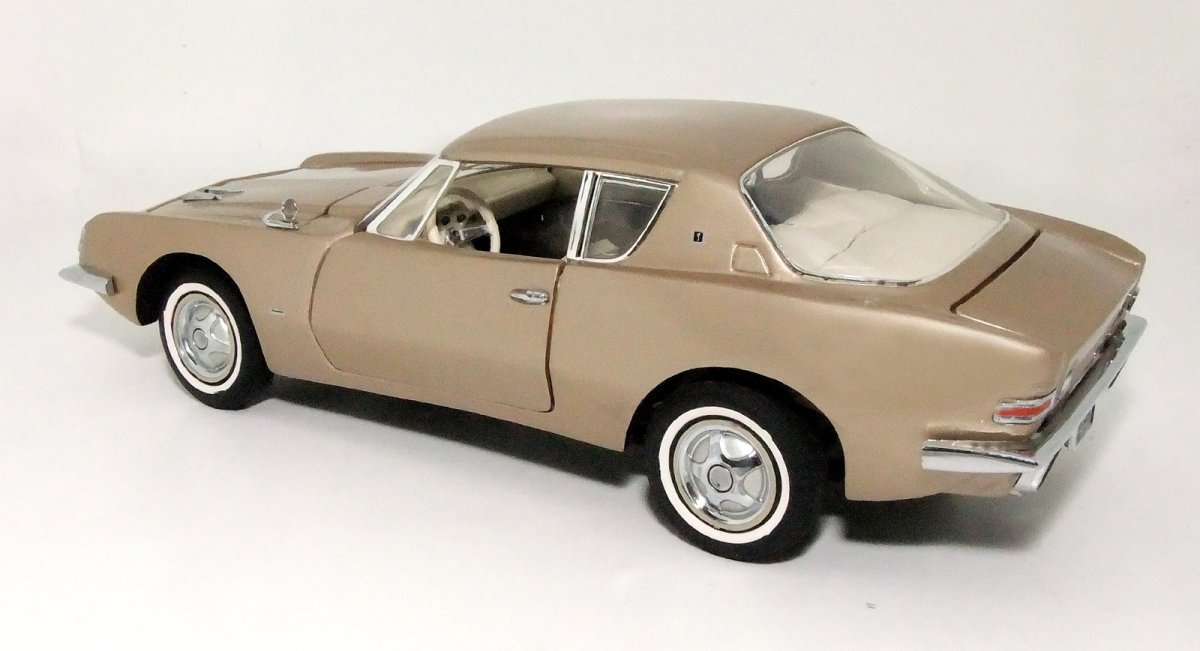 1963 Studebaker Avanti - Bild 3